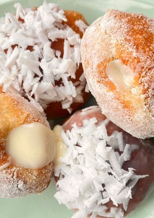 A picture of Doughnut or milky doughnut.