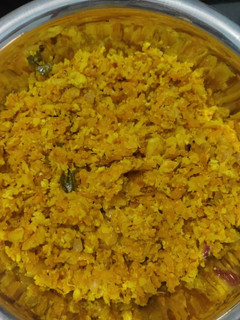 முட்டை கேரட் பொரியல் (Muttai carrot poriyal recipe in tamil) செய்முறை முக்கிய புகைப்படம்