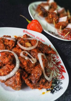A picture of Peppered beef.