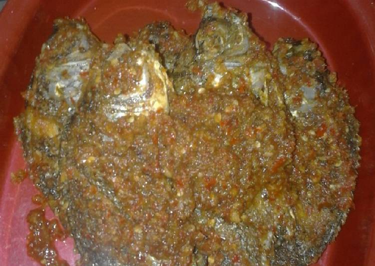 Resep Geboy mujair😃(balado ikan mujair) Lezat