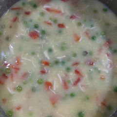 A picture of Chicken dal soup.