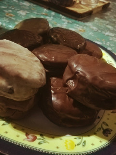 Una foto de Alfajores de Chocolate😍