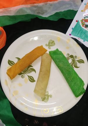 ট্রাই কালার পাটিসাপটা(Tri colour patisapta recipe in Bengali) রেসিপির প্রধান ছবি