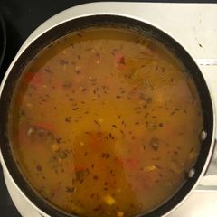A picture of Dal fry.