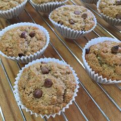 A picture of Cinnamon muffins with oats and fresh ginger.