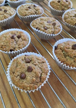 A picture of Cinnamon muffins with oats and fresh ginger.