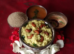 A picture of Samai(Little Millet) Ven Pongal.