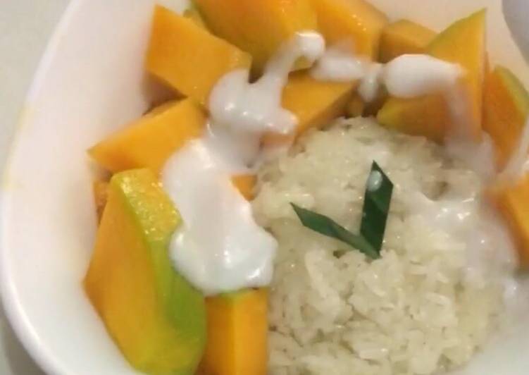 Langkah Mudah untuk Menyiapkan Mango Sticky Rice simple, Enak