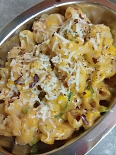 વેજિટેબલ પાસ્તા (Vegetable Pasta Recipe In Gujarati) રેસીપી મુખ્ય ફોટો