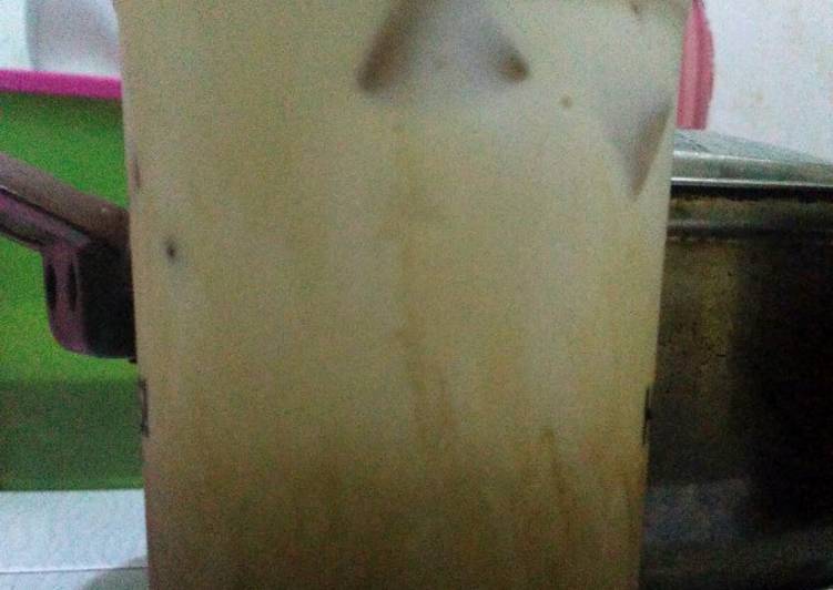 Langkah Mudah untuk Menyiapkan Es kopi ala kafe Anti Gagal