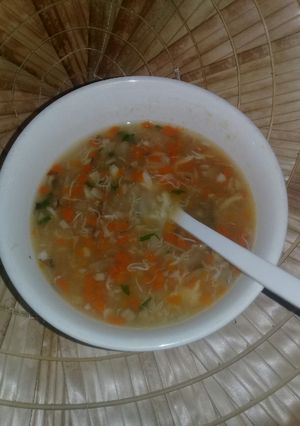 Hình của món Cua nấu nui rau củ.