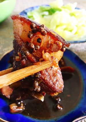 Hình của món Thịt kho Tây Bắc.