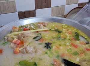 Foto resep SOP kaki sapi kuah susu ala Betawi