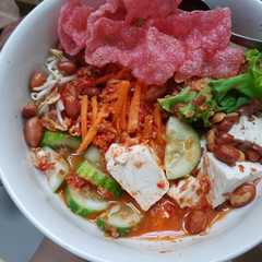 รูปของ Asinan saus kacang