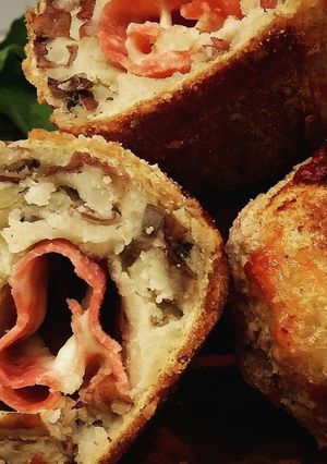 Una foto de Croquetas de papines de mi corazón