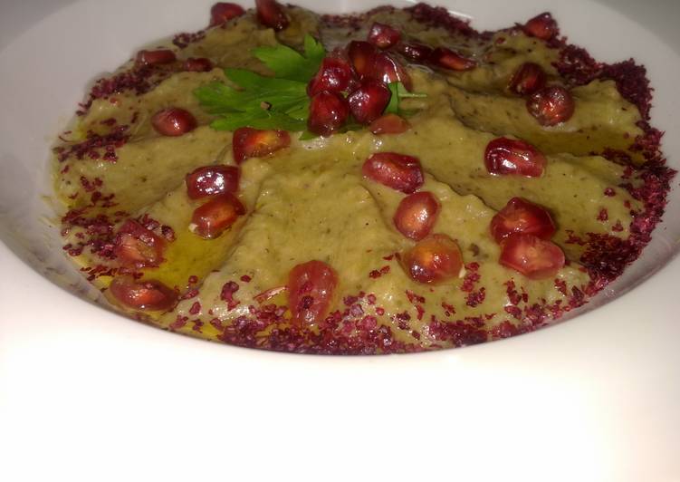 طريقة عمل بابا غنوج باللبن