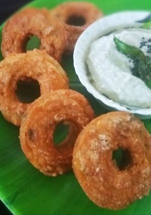 A picture of Baked Medu Vada.