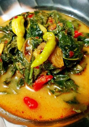 Foto resep Gulai Daun Singkong ala Tin
