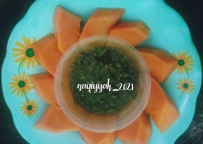 Resep 303. Rujak Pepaya bumbu kacang yang Lezat