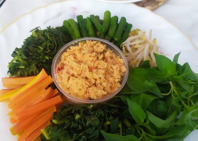 Standar Resep enak bikin Gudangan/Urap Sayur yang nagih banget