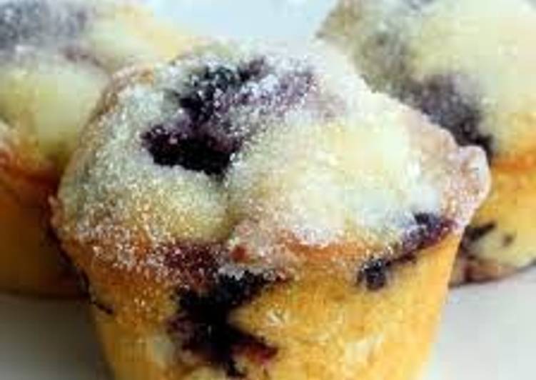 How to Prepare Homemade Blueberry and Lemon Cupcakes