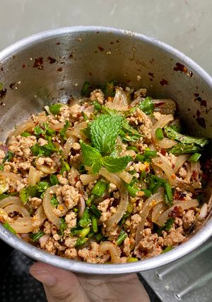รูปของ ลาบหมู หนูทำเอง