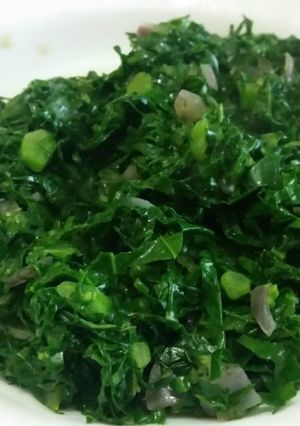 A picture of Delicious Collard greens.