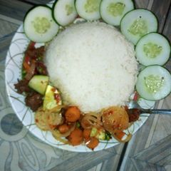 White rice and veggies A picture of White rice and veggies.