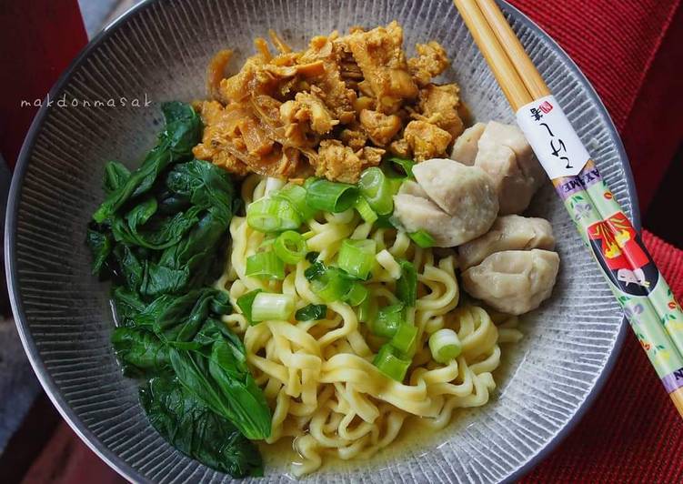 Resep Mie Ayam Rumahan oleh MakDon - Cookpad