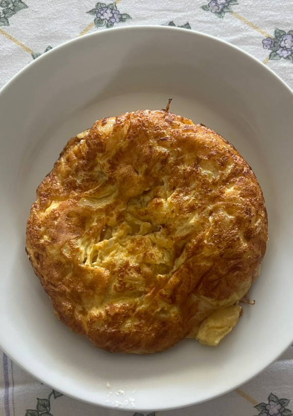 Una foto de Tortilla de patatas (con las patatas al microondas)