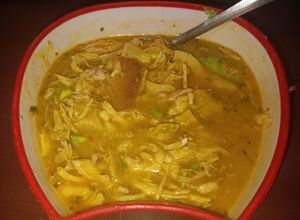 Una foto de Sopa de tortilla (Alineada con mi dieta)