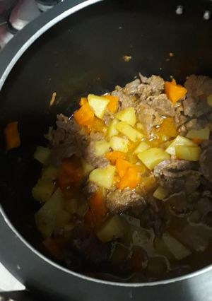 Foto de Refogado de carne com legumes