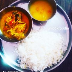 A picture of Rohu macha besara.