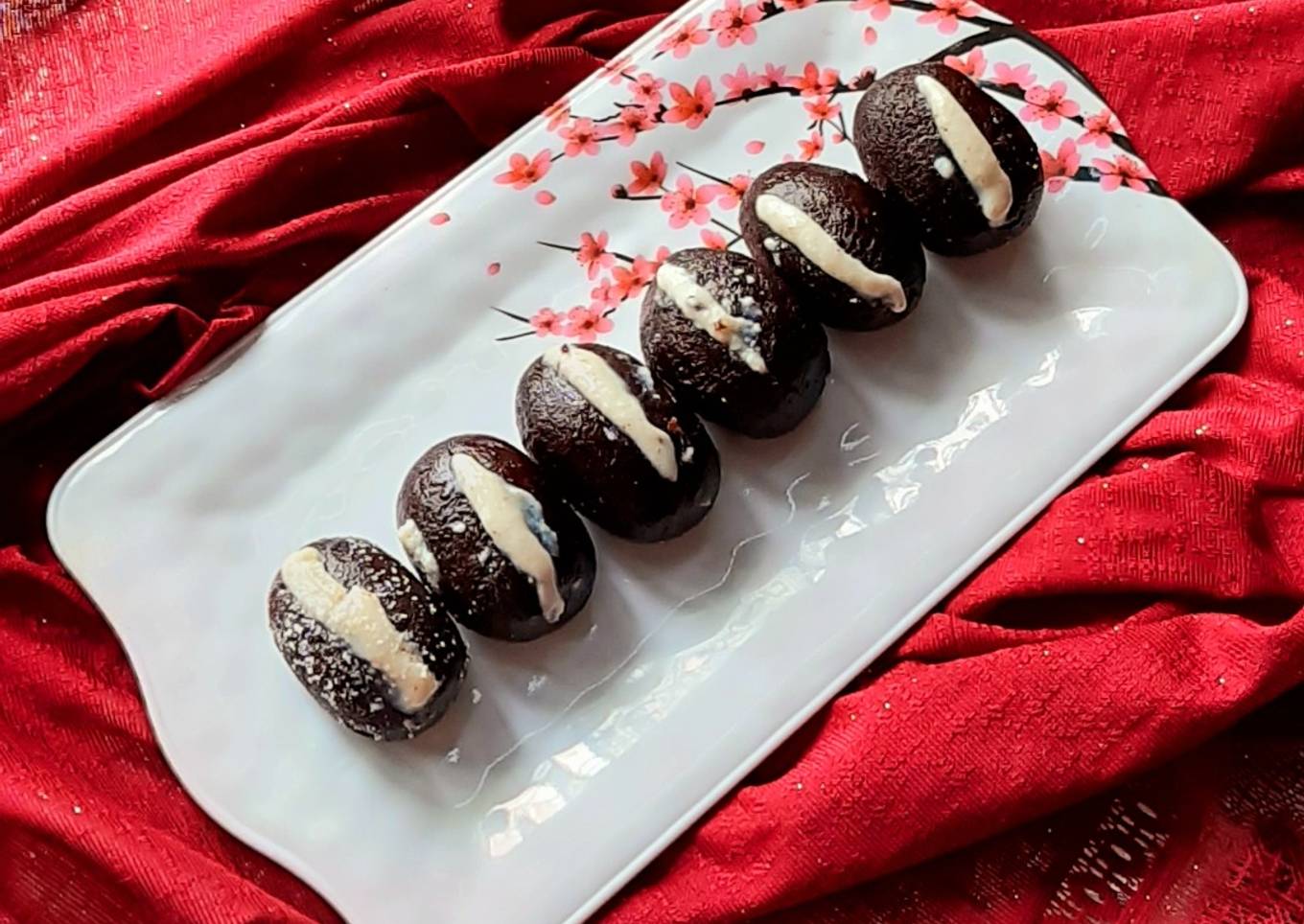 Cream Jamun Mithai