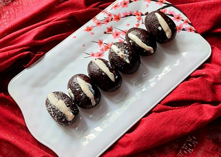 Recipe of Favorite Cream Jamun Mithai