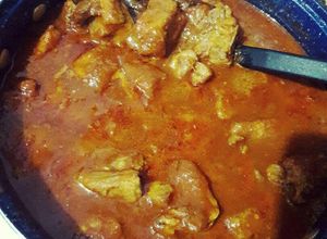 Una foto de Costilla de puerco en salsa roja
