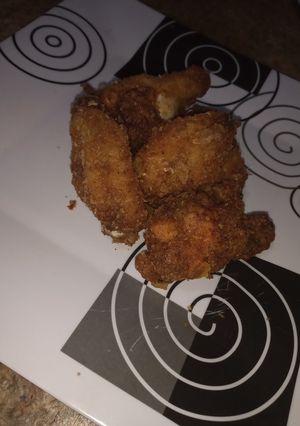 Una foto de Alitas fritas suuper fácil