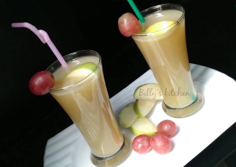 Recipe of Homemade Apple and grapes juice