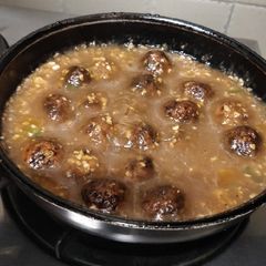 A picture of Vegetable Manchurian.
