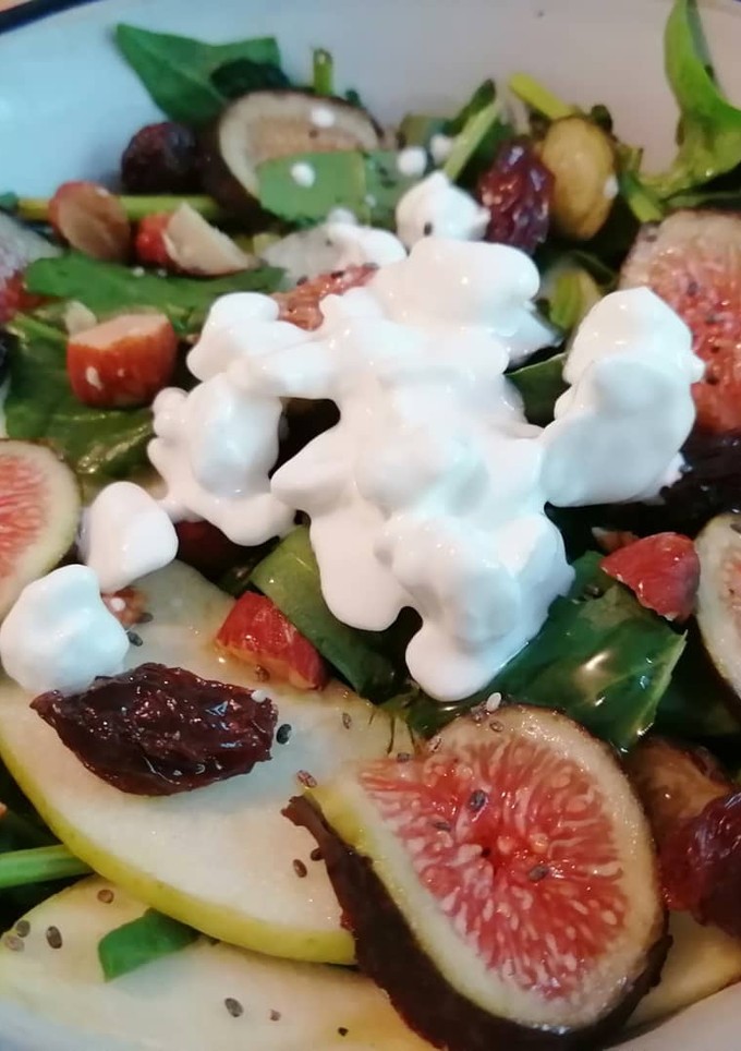 Una foto de Ensalada de higo y manzana