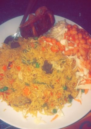 A picture of Fried rice with egg.