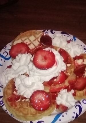 A picture of Strawberry waffles.