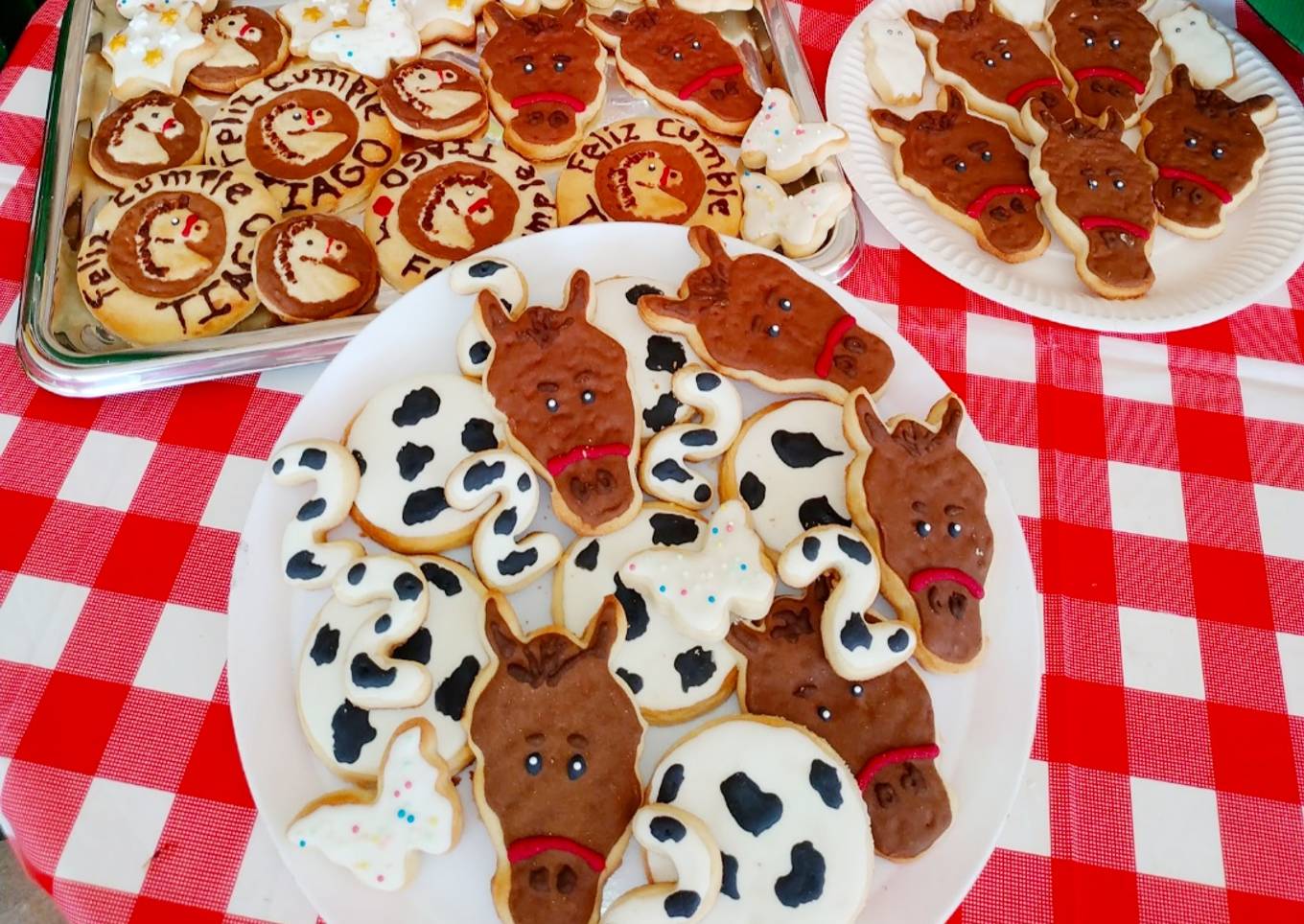 Masa básica de galletas y glaseado clásico con trucos e ideas