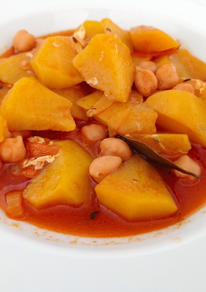 Una foto de Cazuela de garbanzos