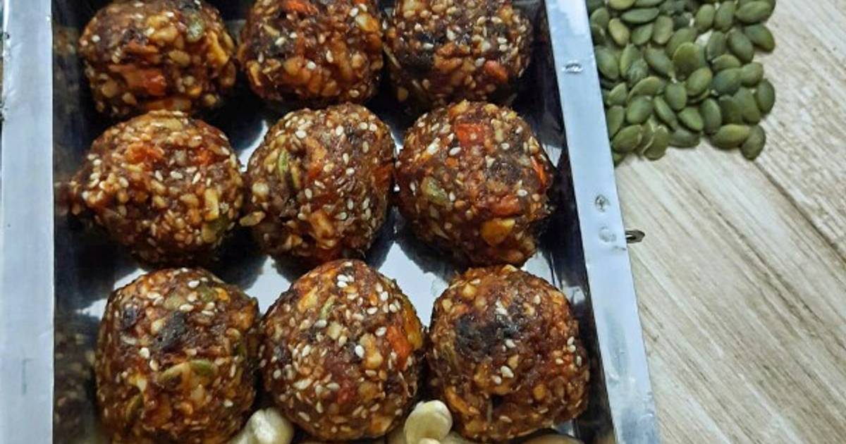 Dates dry fruits ladoo Recipe by renu bhasin Cookpad