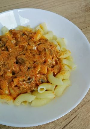 Tejfölös gombapaprikás recept fotója