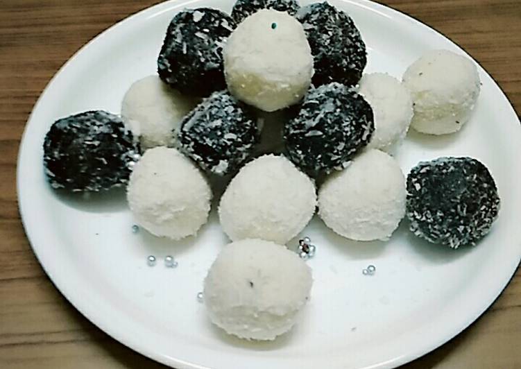 Chocolate coconut laddu