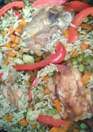 Una foto de Arroz con Pollo