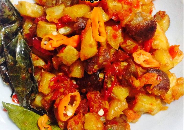 Bagaimana Membuat Sambal Goreng KentangBakso, Lezat Sekali