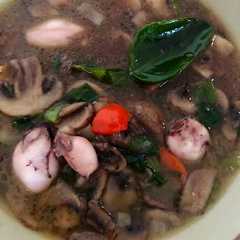 Tumis baby cumi jamur kancing রেসিপির প্রধান ছবি